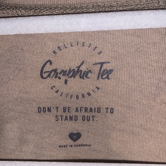 Camo Long Sleeve Graphic Tee - Picture 4 of 4